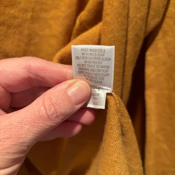 Garnet Hill Tie Front Cashmere Sweater Large NWT - Picture 6 of 7